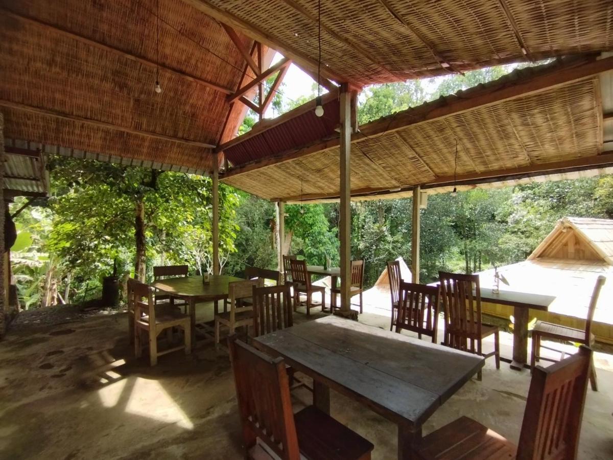 Aksha Riverside Ubud Tampaksiring Exterior photo